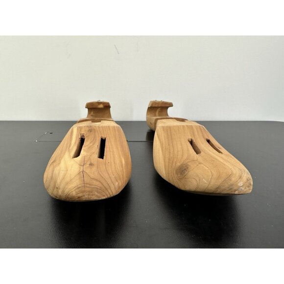 MEN'S FLORSHEIM SHOE TREES CEDAR WOOD SIZE Large (AB) - Picture 3 of 6